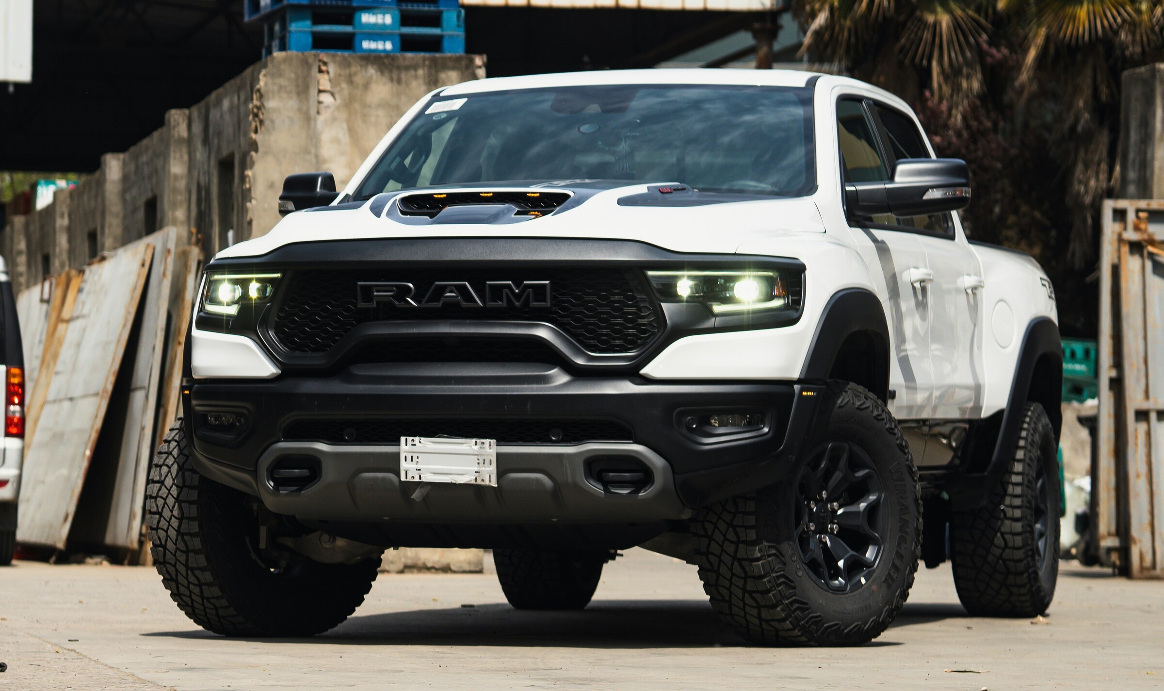 2025 Ram 1500 RHO 4x4 Crew Cab